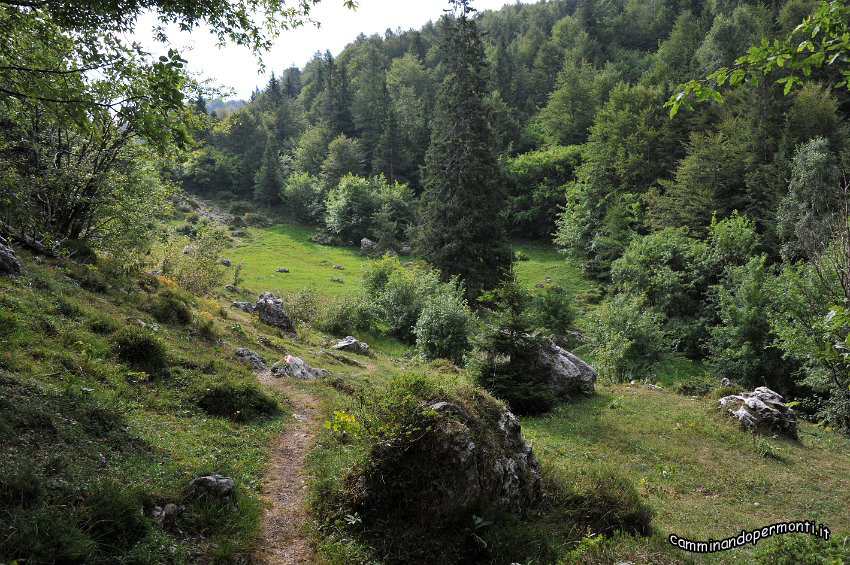 051 Periplo e vetta Monte Alben la Croce.JPG